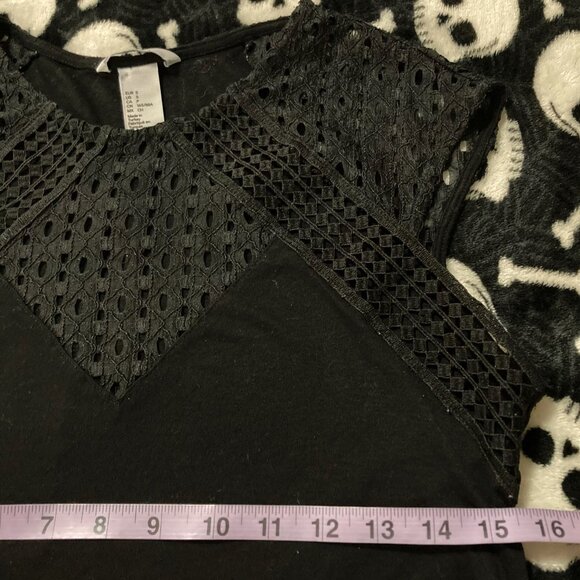 H&M Black geometric lace adorned black short-sleeve top ~ Goth XS SMALL shirt - Picture 7 of 12